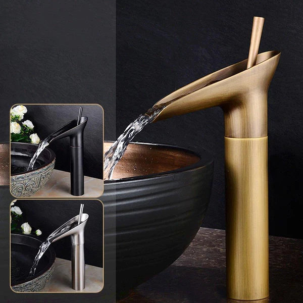 Koupelnový kohoutek Cascade – Antický a elegantní styl