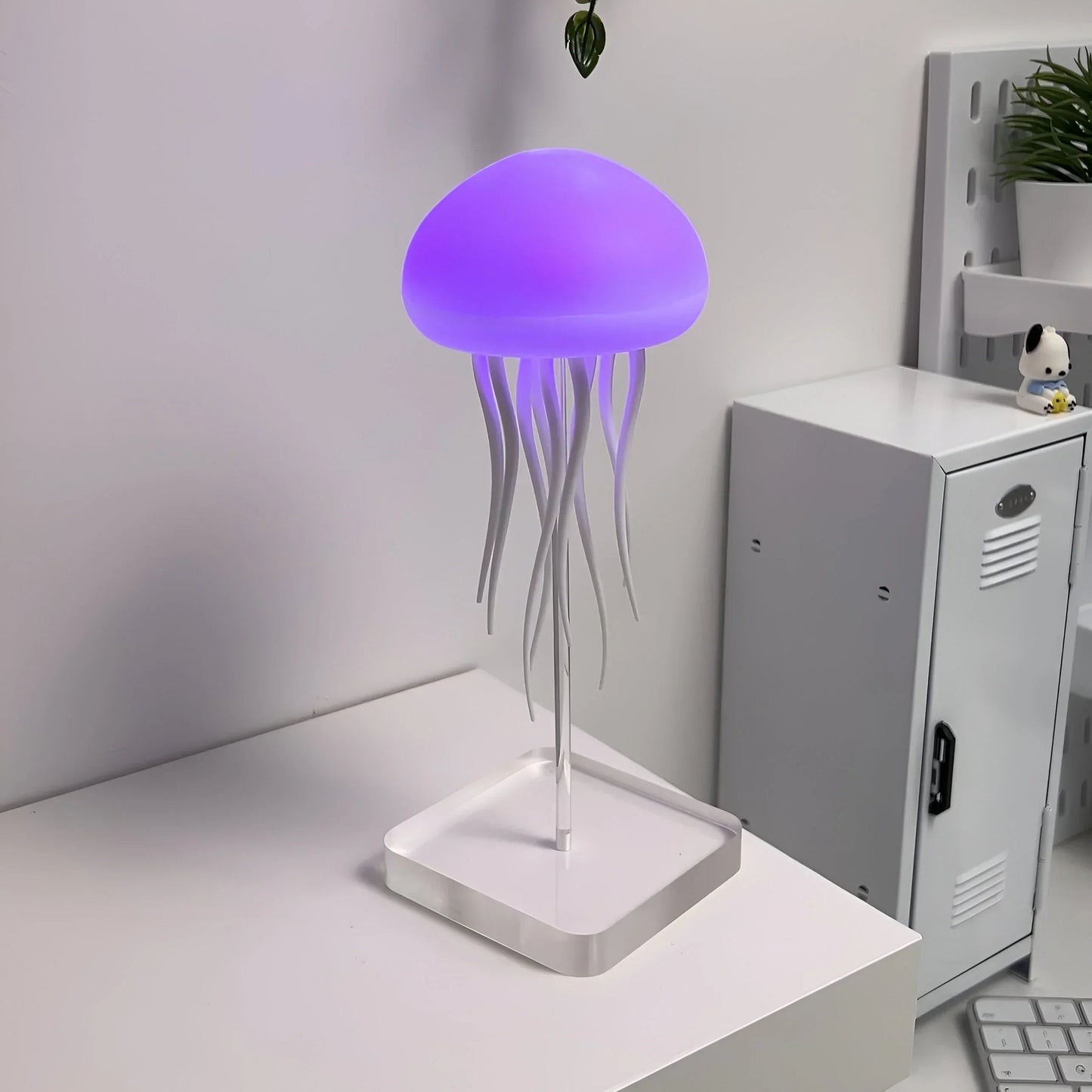 Tančící medúzová lampa – Uklidňující světlo a hypnotizující pohyby