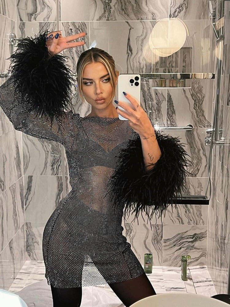 Suknia wieczorowa – Styl błyszczący i kobiecy