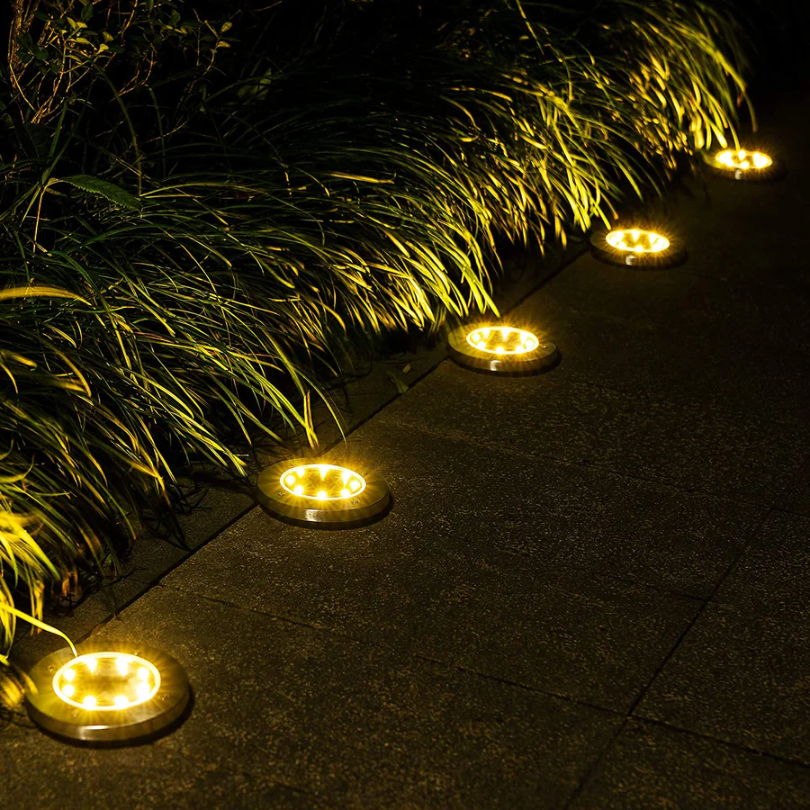 Solární dobíjecí lampa - ekologické a udržitelné osvětlení