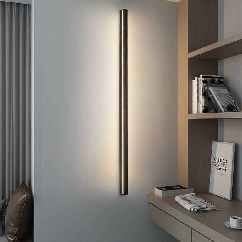 Lâmpada de Parede LED Linear – Elegância Sóbria para Interior Moderno