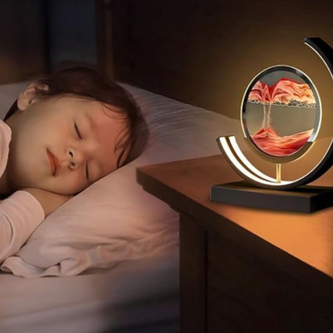 Lampa s pieskom v pohybe – vizuálna relaxácia a upokojujúca atmosféra