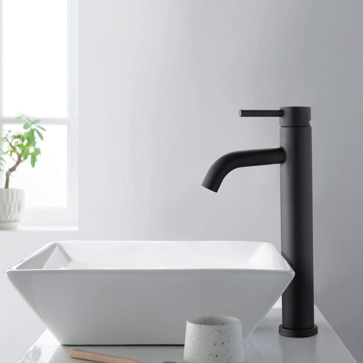 Umývadlová batéria – Elegantné matné čierne prevedenie