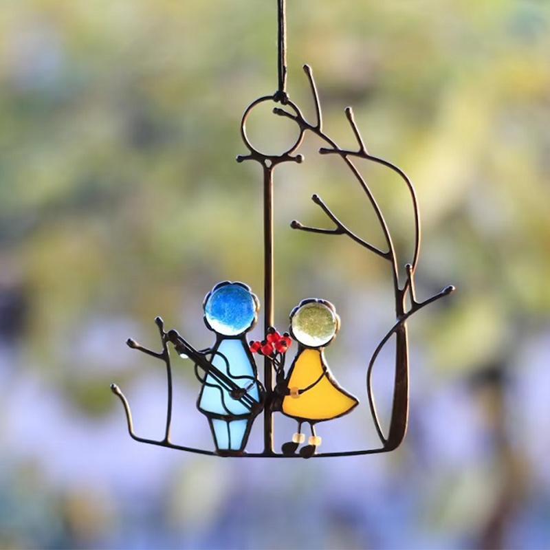 קישוט תלוי – השתקפויות זוהרות ואלגנטיות