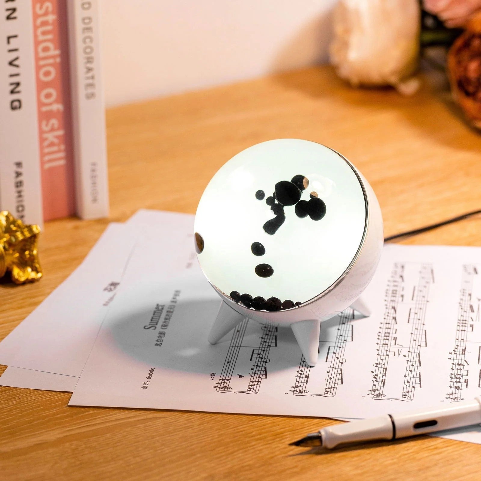 Lámpara Decorativa Interactiva – Juego De Luces Y Diseño Único