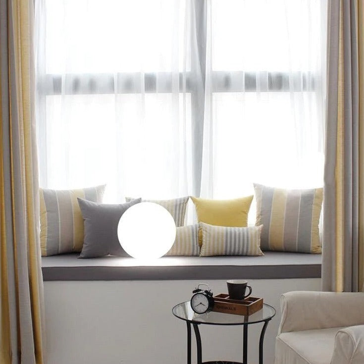 Lampka Sferyczna Zewnętrzna Bezprzewodowa – Mobilne i Eleganckie Oświetlenie