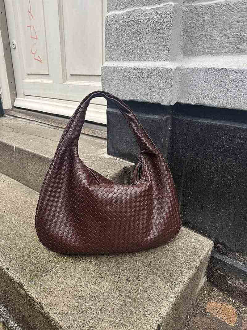 Josiane | Håndtaske i Flet – Håndværksmæssig Elegance Og Tidless Charme 