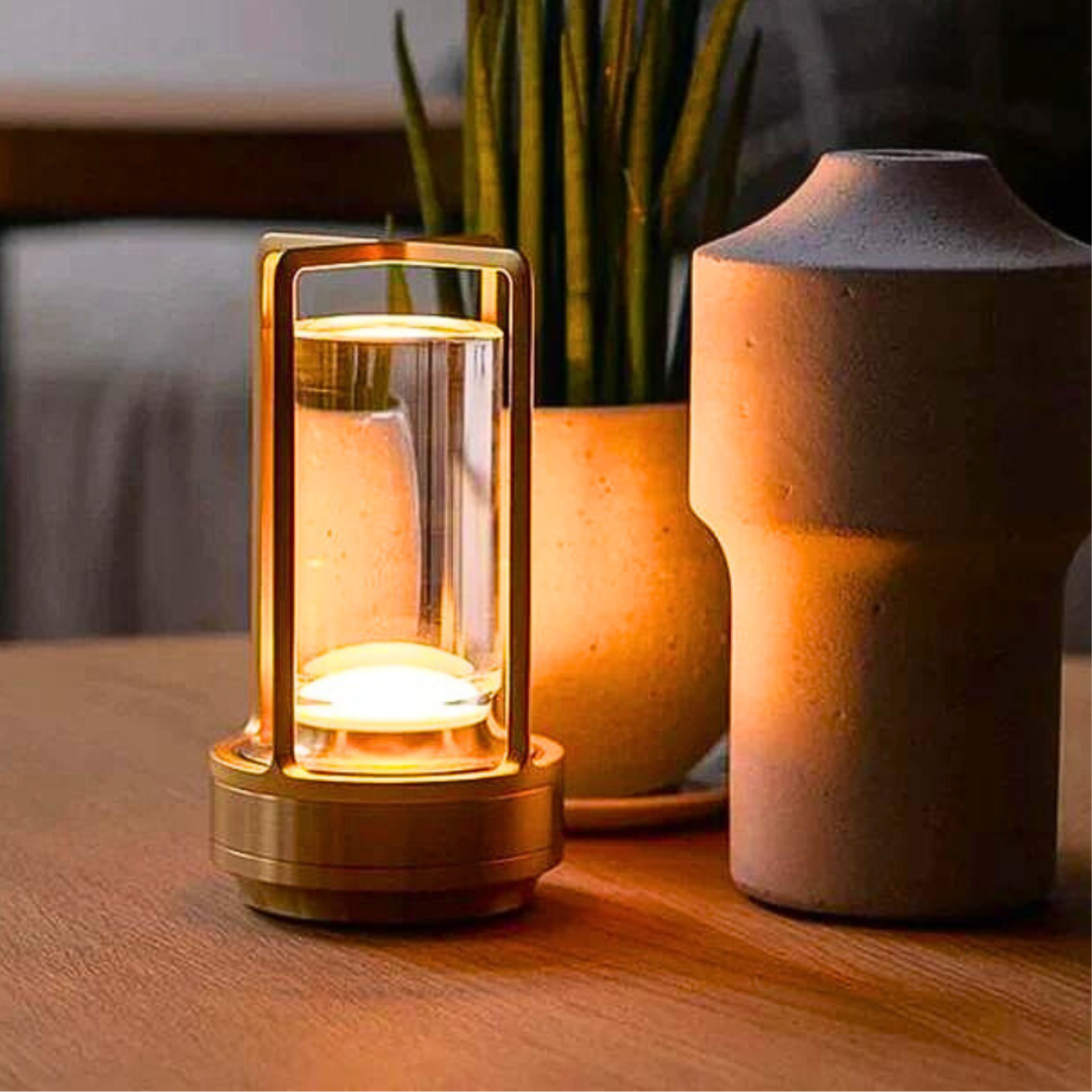 充電式テーブルランプ – 柔らかな光と時代を超えたスタイル 