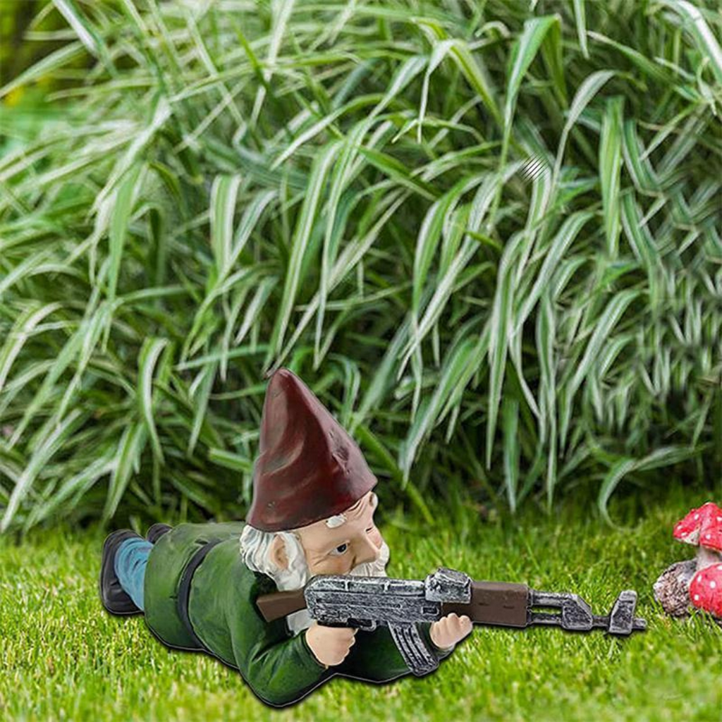 Militær Havegnom – Berør Humor Og Udenrigsdefense 