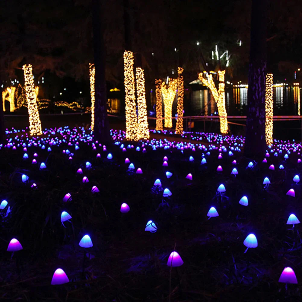 Guirlanda Luminescente de Cogumelos Solares — Charme Noturno & Energia Limpa 