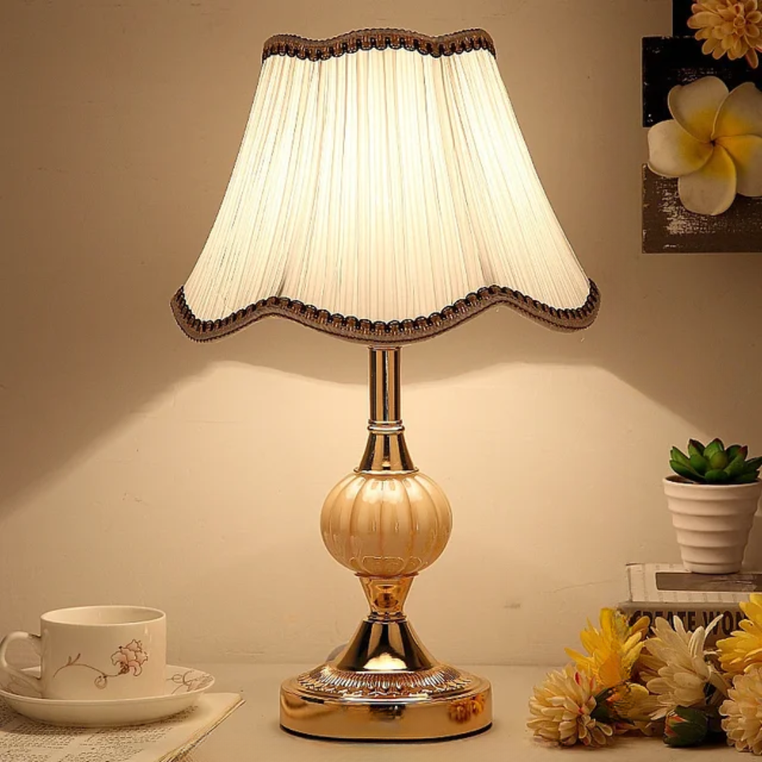 Lampă Decorativă De Masă – Stil Vintage Și Eleganță Timeless 