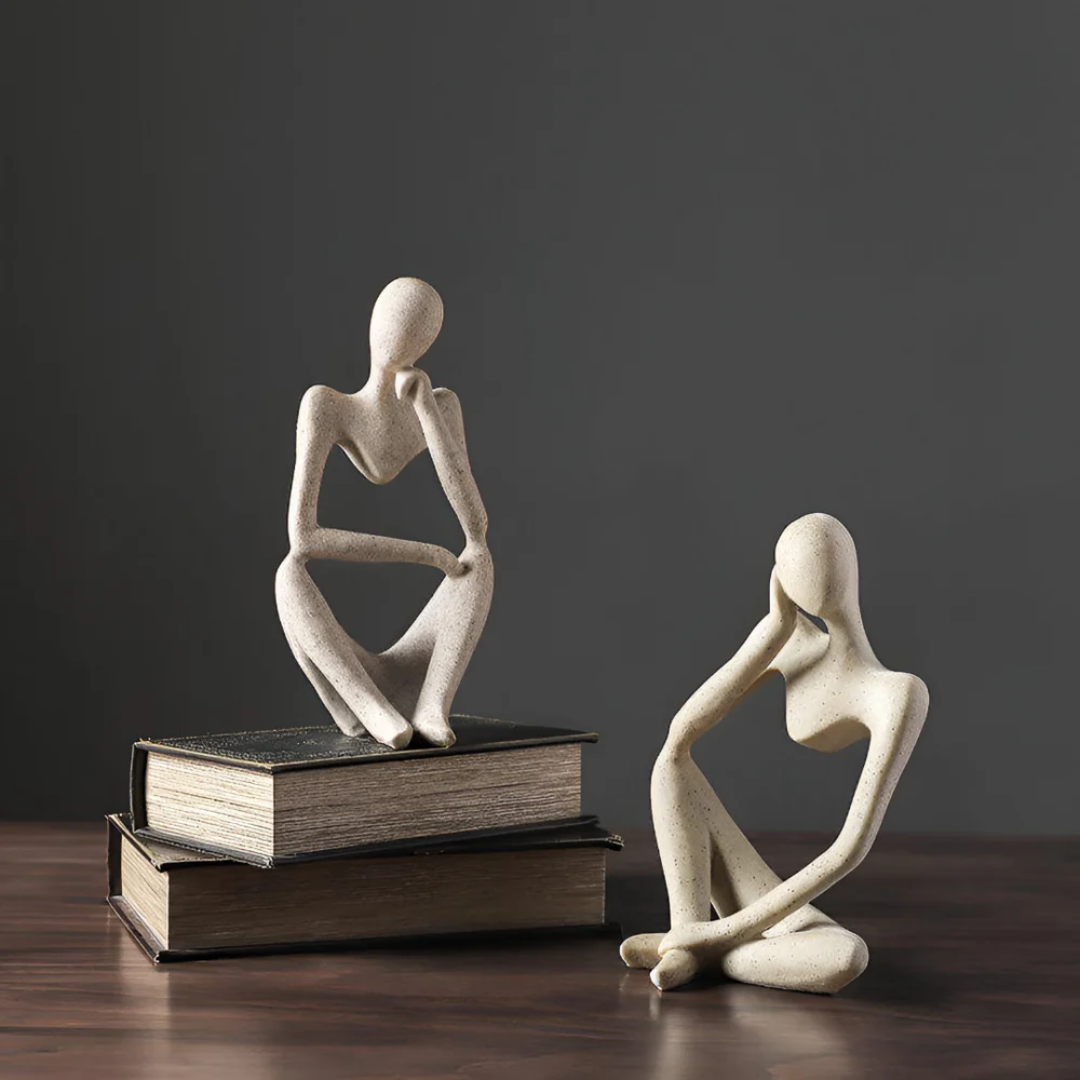 Abstrakt Skulptur Tænker – Kontemplativ Elegance Og Moderne Design 