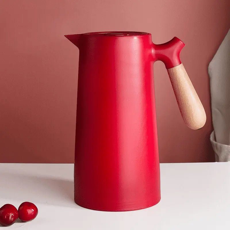 Carafă izotermă cu mânere – Conservare pe termen lung și design elegant 