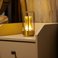 Dobíjecí stolní lampa – jemné osvětlení a nadčasový styl 