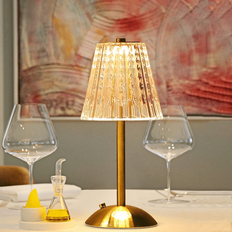 Lampă de birou fără fir – iluminat nomad și elegant 