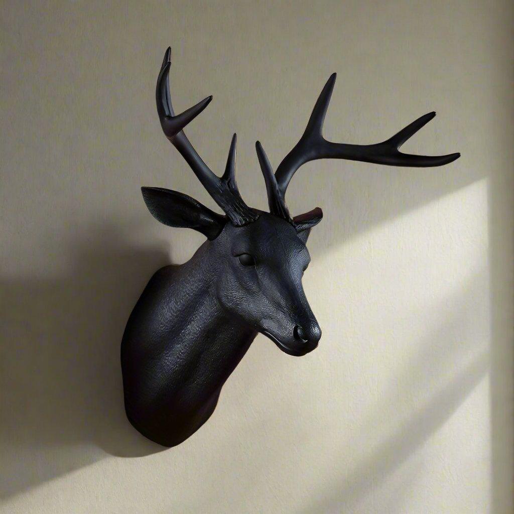 Väggskulptur Hjort Matt – Nutida Stil 