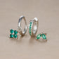Conjunto de Aros y Pendientes – Versatilidad y Brillo Sutil 