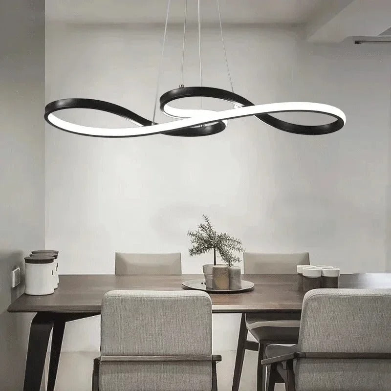 תליית LED מודרנית עם טבעות – עיצוב אלגנטי ועכשווי 