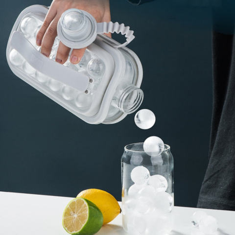 Eiswürfelform in Kugelform – Für erfrischende Getränke 
