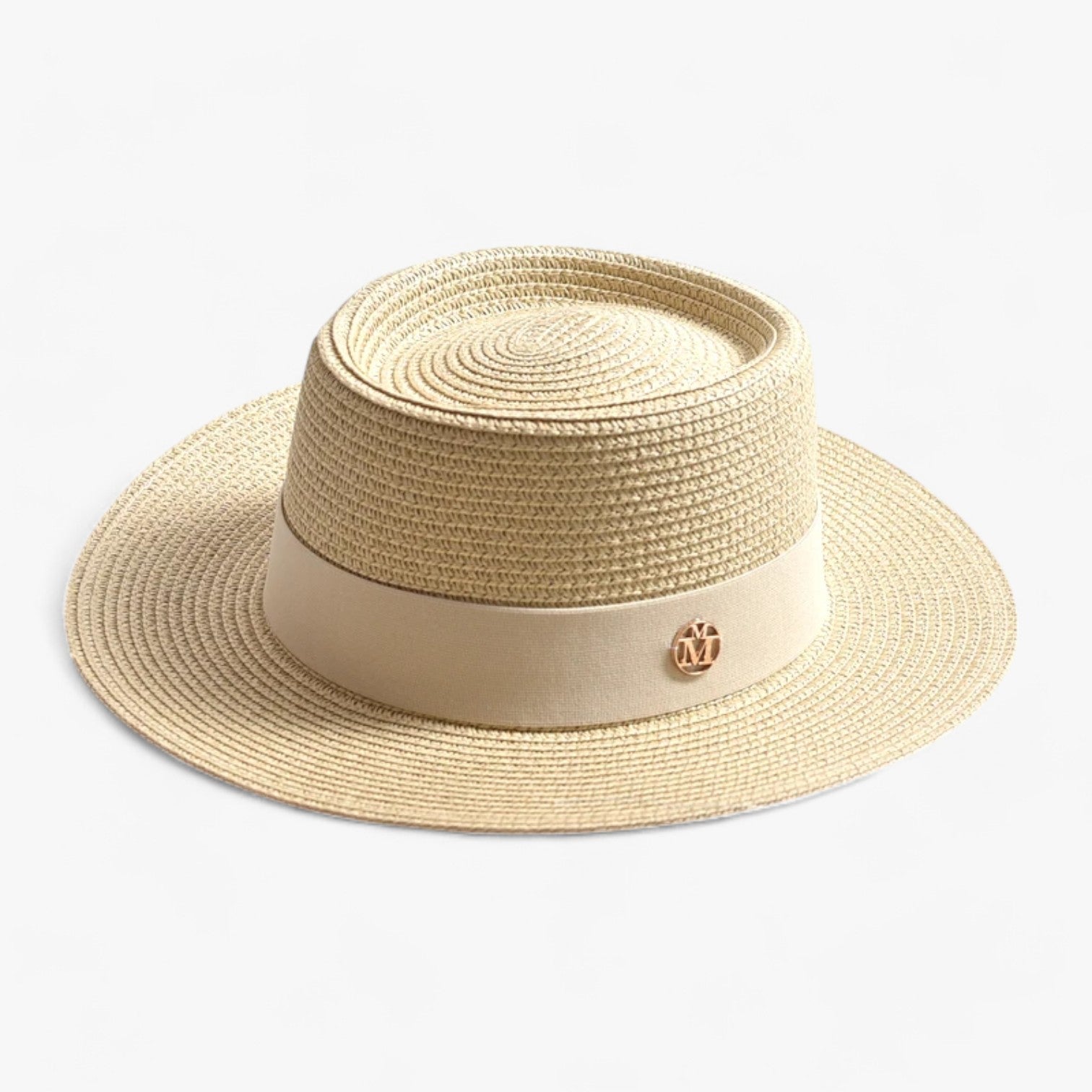 Olkihattu – Retro Eleganssi ja Aurinkosuoja 