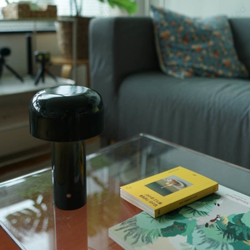 Lámpara de Mesa Táctil – Portátil y Recargable por USB 