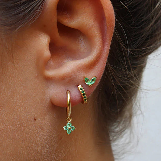 Ensemble Boucles Et Piercings – Polyvalence Et Brillance Subtile